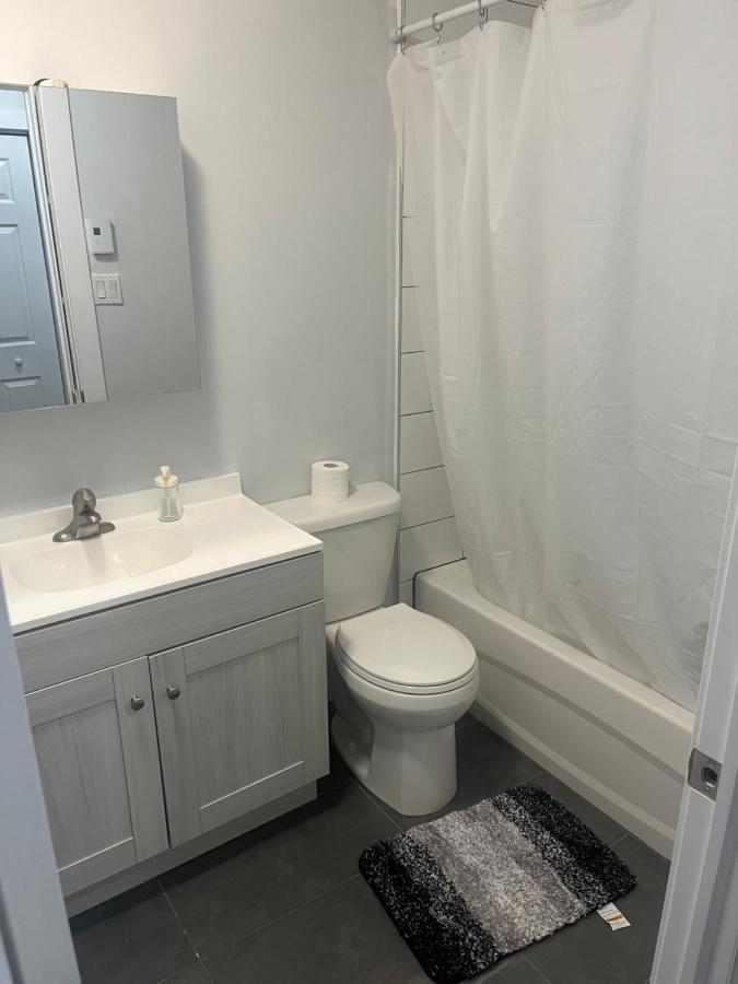 Spacieux Appartement De 3 Chambres Downtown Монреаль Экстерьер фото